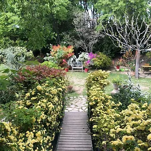 https://bb-villa-roumanille.aixenprovencehotels.org