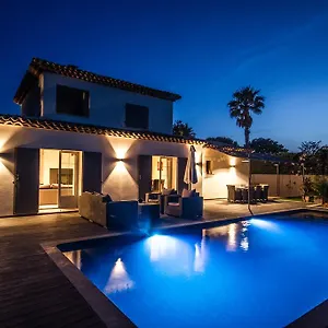 Couette-café Casabianca, Saint-Tropez