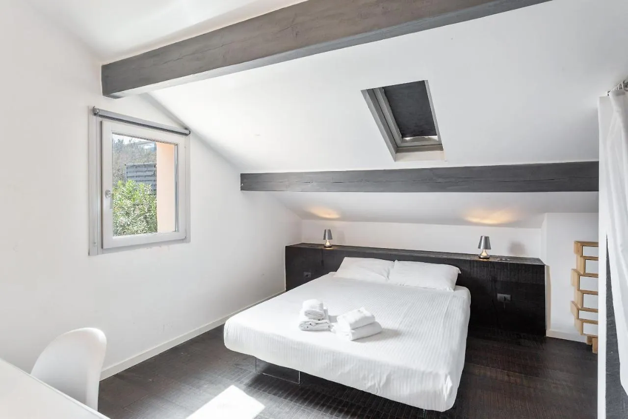 Maison D' Orange - Chambres Saint-Tropez Bed & Breakfast