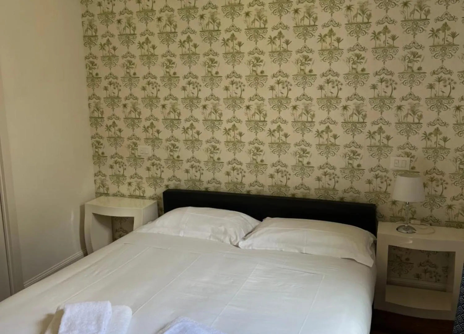 Maison D' Orange - Chambres Saint-Tropez Bed & Breakfast